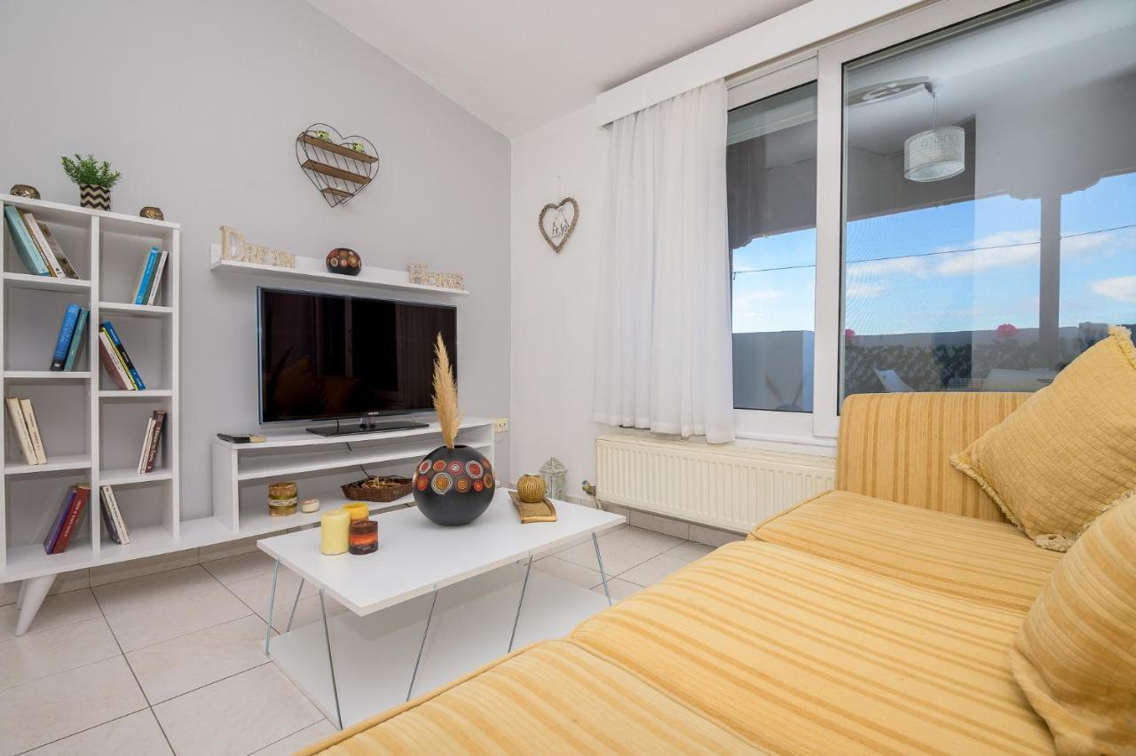 City Melody Apartment With Private Parking Alexandroupoli Exterior foto